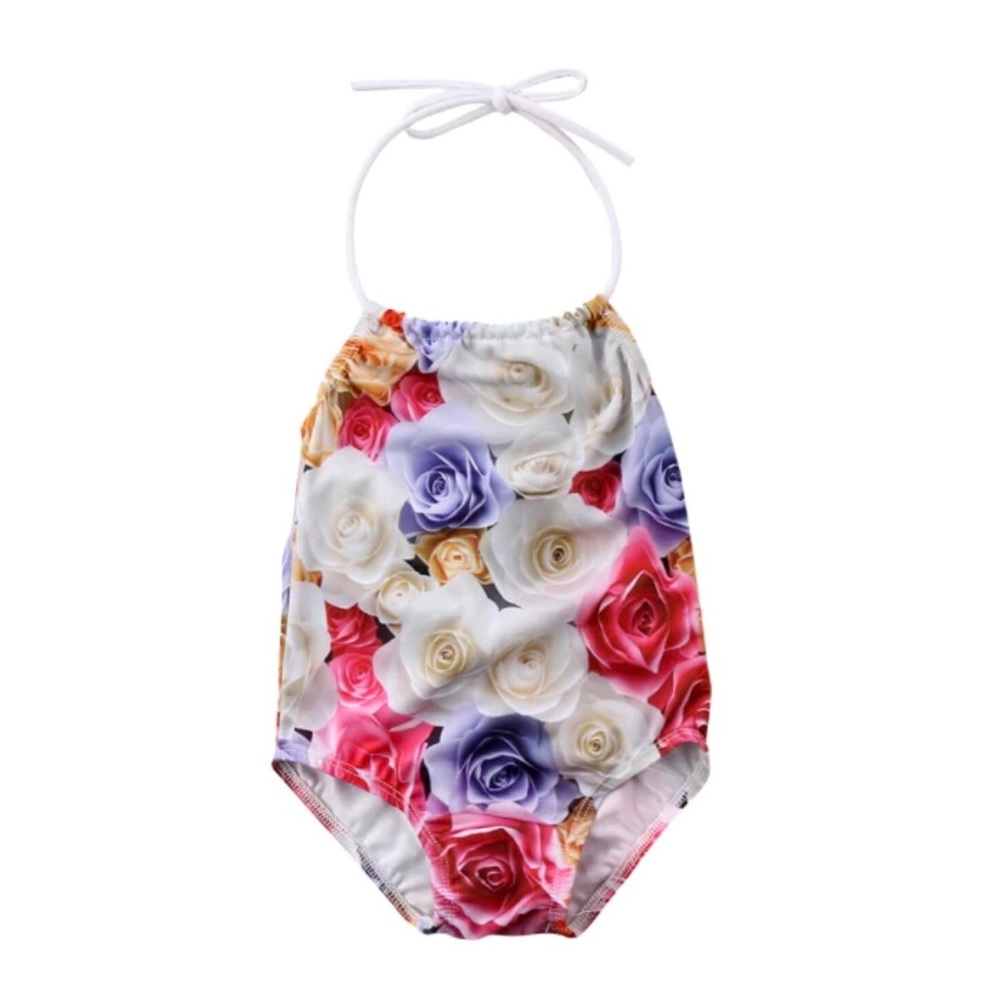⭐️HOST PICK ⭐️- Rose print halter swimsuit🌹🌹🌷